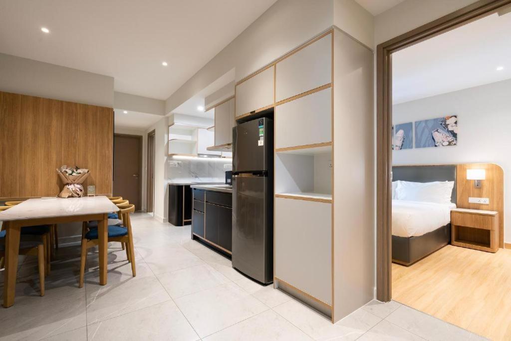 Lusso - D1mension & Zenity Residence, Sg's Heart Ho Chi Minh City