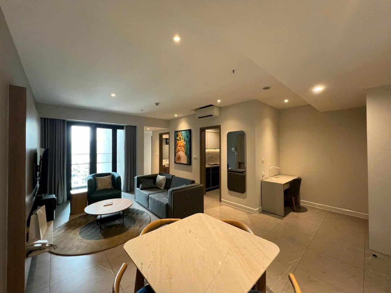 Apartment Lusso - D1mension & Zenity Residence, Sg's Heart