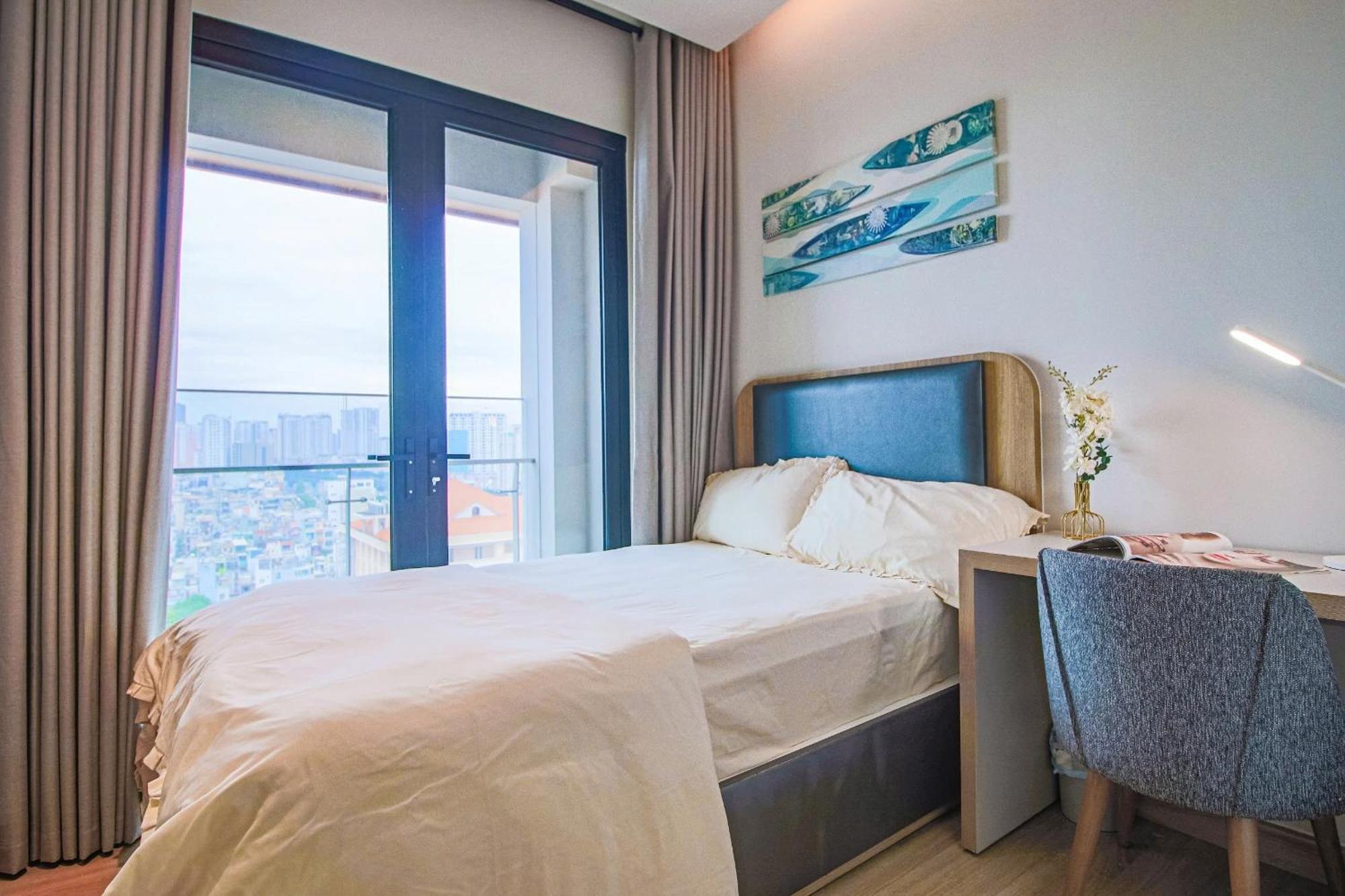 Lusso - D1mension & Zenity Residence, Sg's Heart Apartment *
